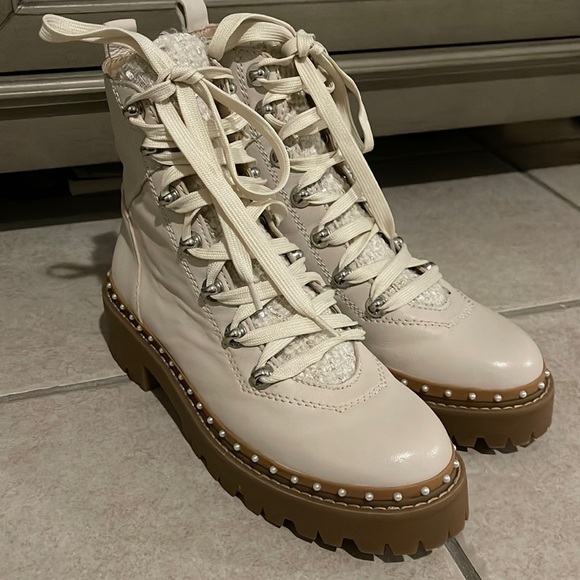 Steve Madden Shoes - Steve Madden boots size 7.5